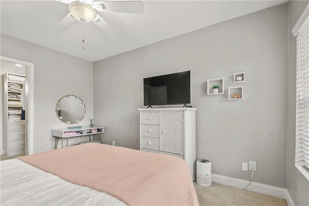 6980 Roswell Road Unit C10, Atlanta, Georgia 30328, 2 Bedrooms Bedrooms, ,2 BathroomsBathrooms,Residential,Sold,6980 Roswell Road Unit C10,7699493