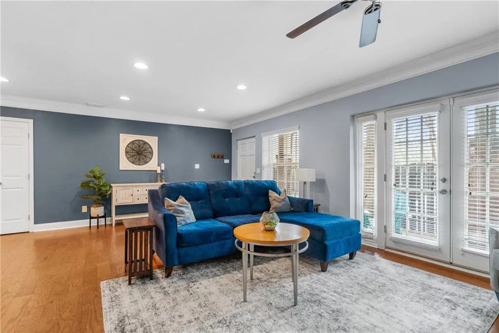 6980 Roswell Road Unit C10, Atlanta, Georgia 30328, 2 Bedrooms Bedrooms, ,2 BathroomsBathrooms,Residential,Sold,6980 Roswell Road Unit C10,7699493