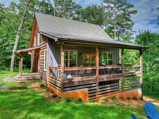 232 Ridge Oaks Way, Ellijay, Georgia 30540