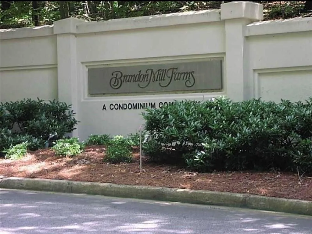 2213 Huntingdon Chase, Atlanta, Georgia 30350, 1 Bedroom Bedrooms, ,1 BathroomBathrooms,Residential,Sold,2213 Huntingdon Chase,7721778