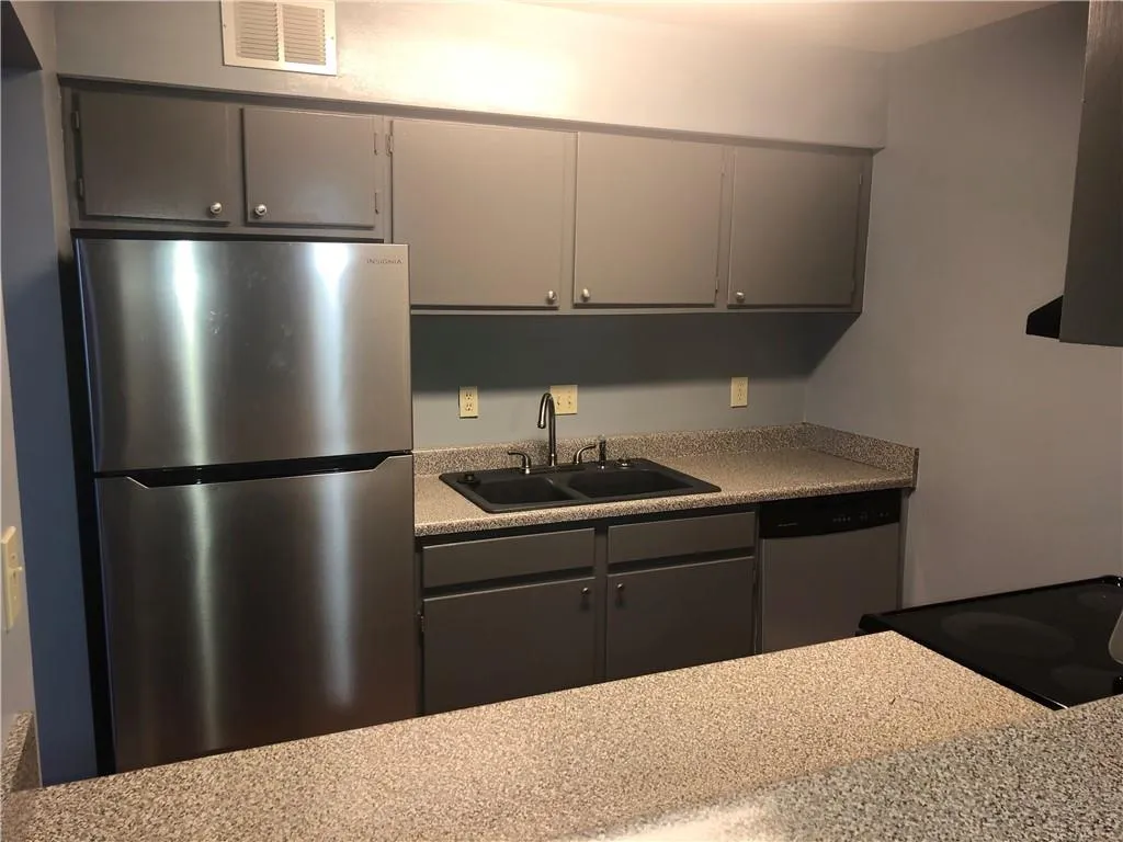 2213 Huntingdon Chase, Atlanta, Georgia 30350, 1 Bedroom Bedrooms, ,1 BathroomBathrooms,Residential,Sold,2213 Huntingdon Chase,7721778