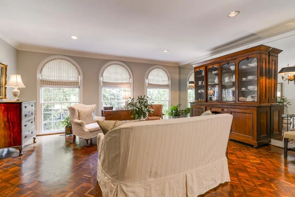 2613 Peachtree Road Ne, Atlanta, Georgia 30305, 3 Bedrooms Bedrooms, ,5 BathroomsBathrooms,Residential,Sold,2613 Peachtree Road Ne,5904900