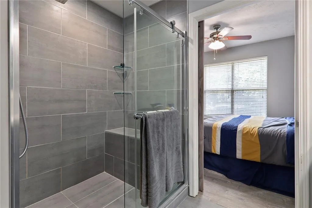 5559 Glenridge Drive Unit 1109, Sandy Springs, Georgia 30342, 2 Bedrooms Bedrooms, ,2 BathroomsBathrooms,Residential,Sold,5559 Glenridge Drive Unit 1109,6746443