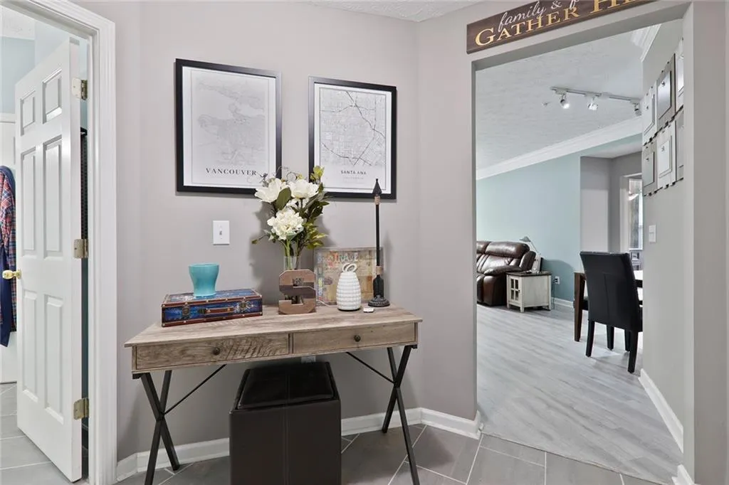 5559 Glenridge Drive Unit 1109, Sandy Springs, Georgia 30342, 2 Bedrooms Bedrooms, ,2 BathroomsBathrooms,Residential,Sold,5559 Glenridge Drive Unit 1109,6746443