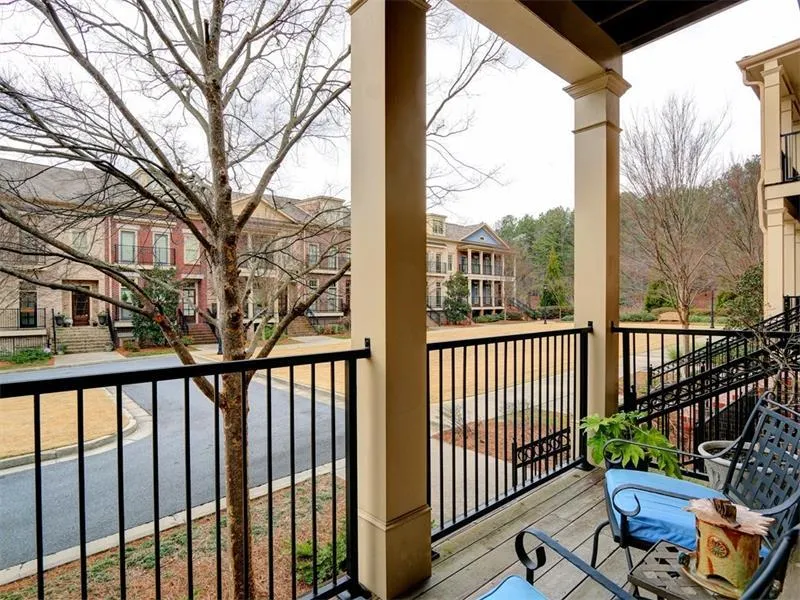 805 Creekgarden Court Unit 805, Atlanta, Georgia 30339, 3 Bedrooms Bedrooms, ,3 BathroomsBathrooms,Residential,Sold,805 Creekgarden Court Unit 805,5681860