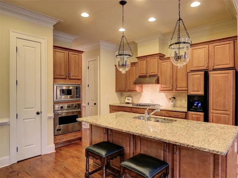 805 Creekgarden Court Unit 805, Atlanta, Georgia 30339, 3 Bedrooms Bedrooms, ,3 BathroomsBathrooms,Residential,Sold,805 Creekgarden Court Unit 805,5681860