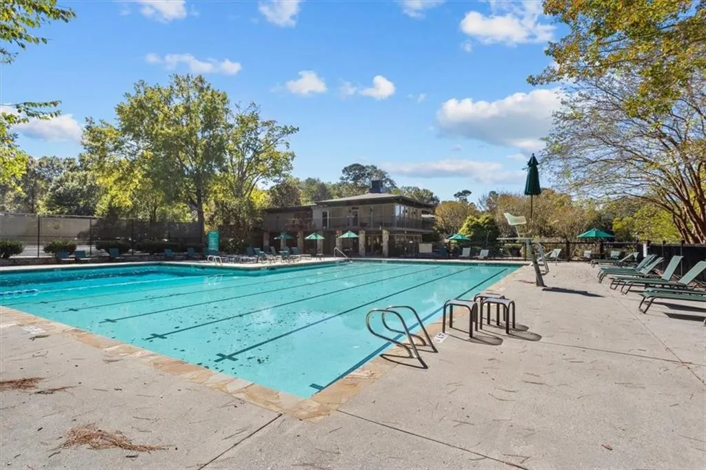 61 Lamsden Lane Nw, Atlanta, Georgia 30327, 2 Bedrooms Bedrooms, ,2 BathroomsBathrooms,Residential,For Sale,61 Lamsden Lane Nw,7670448