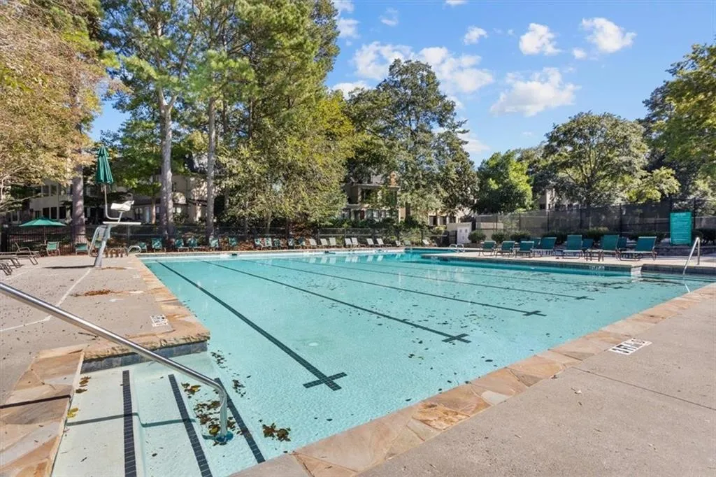 61 Lamsden Lane Nw, Atlanta, Georgia 30327, 2 Bedrooms Bedrooms, ,2 BathroomsBathrooms,Residential,For Sale,61 Lamsden Lane Nw,7670448