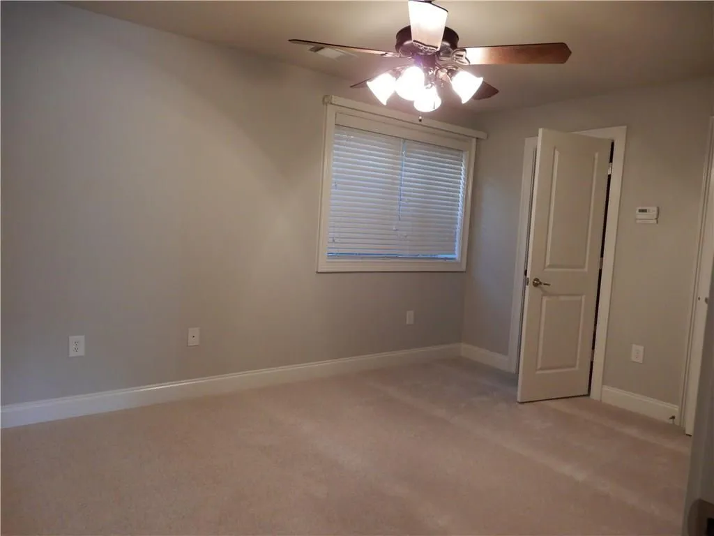 767 Berrydale Drive, Atlanta, Georgia 30328, 2 Bedrooms Bedrooms, ,2 BathroomsBathrooms,Residential,Sold,767 Berrydale Drive,5908580