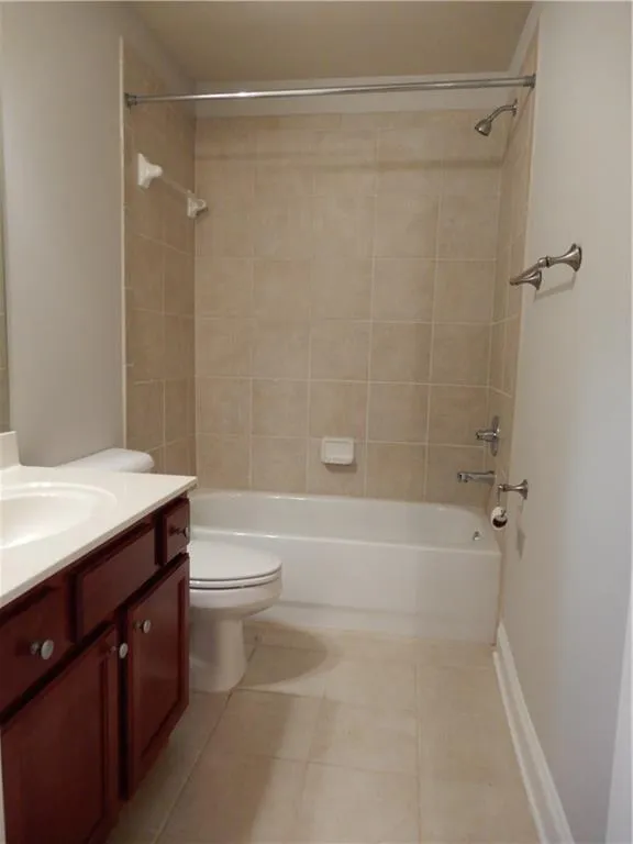 767 Berrydale Drive, Atlanta, Georgia 30328, 2 Bedrooms Bedrooms, ,2 BathroomsBathrooms,Residential,Sold,767 Berrydale Drive,5908580