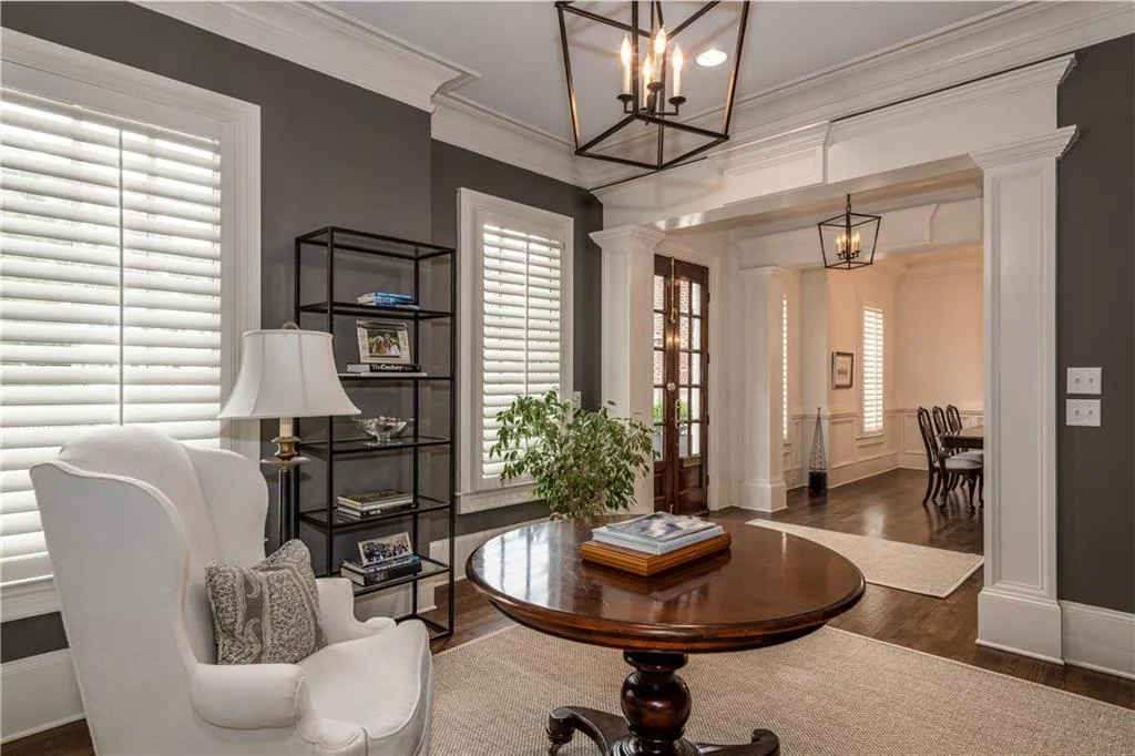 4084 Peachtree Dunwoody Road, Atlanta, Georgia 30342, 5 Bedrooms Bedrooms, ,5 BathroomsBathrooms,Residential,Sold,4084 Peachtree Dunwoody Road,6080403