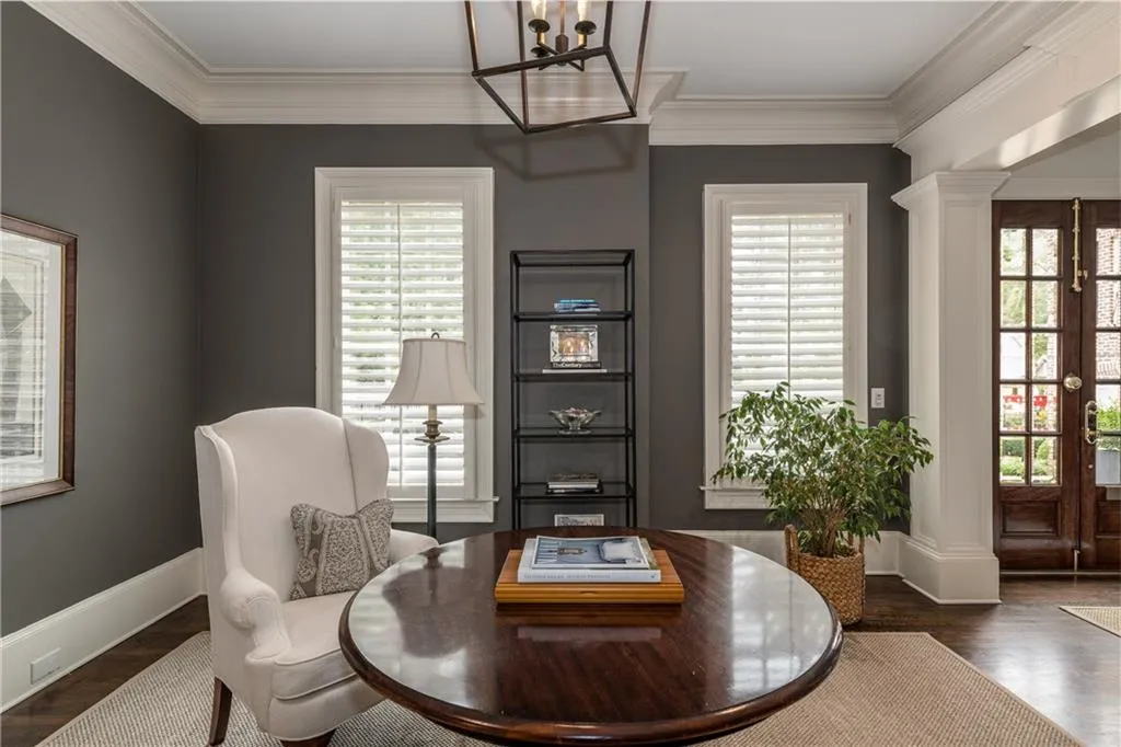 4084 Peachtree Dunwoody Road, Atlanta, Georgia 30342, 5 Bedrooms Bedrooms, ,5 BathroomsBathrooms,Residential,Sold,4084 Peachtree Dunwoody Road,6080403