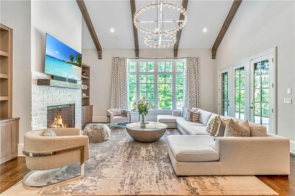 5445 Mount Vernon Parkway, Atlanta, Georgia 30327, 5 Bedrooms Bedrooms, ,5 BathroomsBathrooms,Residential,Sold,5445 Mount Vernon Parkway,6908163