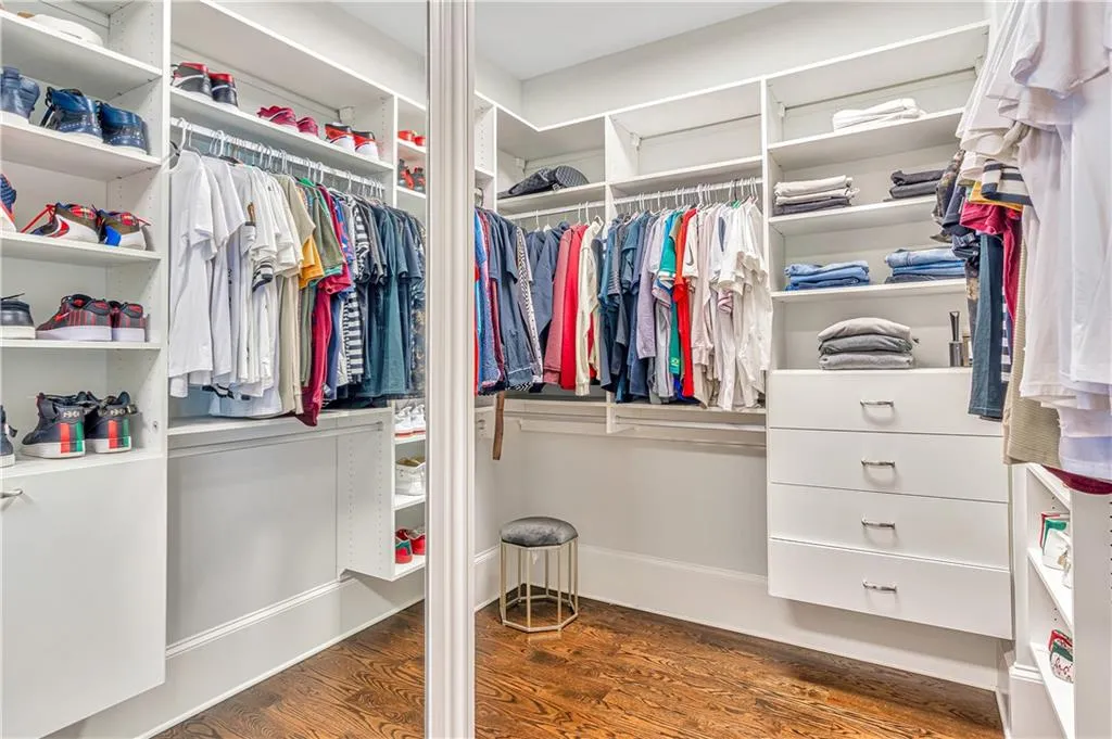 5445 Mount Vernon Parkway, Atlanta, Georgia 30327, 5 Bedrooms Bedrooms, ,5 BathroomsBathrooms,Residential,Sold,5445 Mount Vernon Parkway,6908163