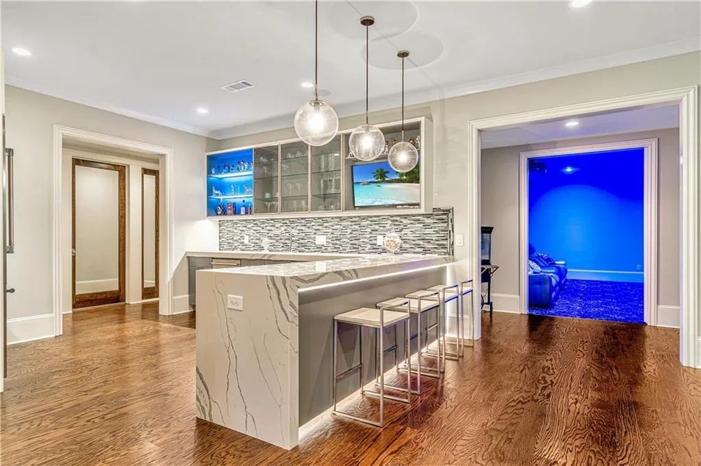 5445 Mount Vernon Parkway, Atlanta, Georgia 30327, 5 Bedrooms Bedrooms, ,5 BathroomsBathrooms,Residential,Sold,5445 Mount Vernon Parkway,6908163