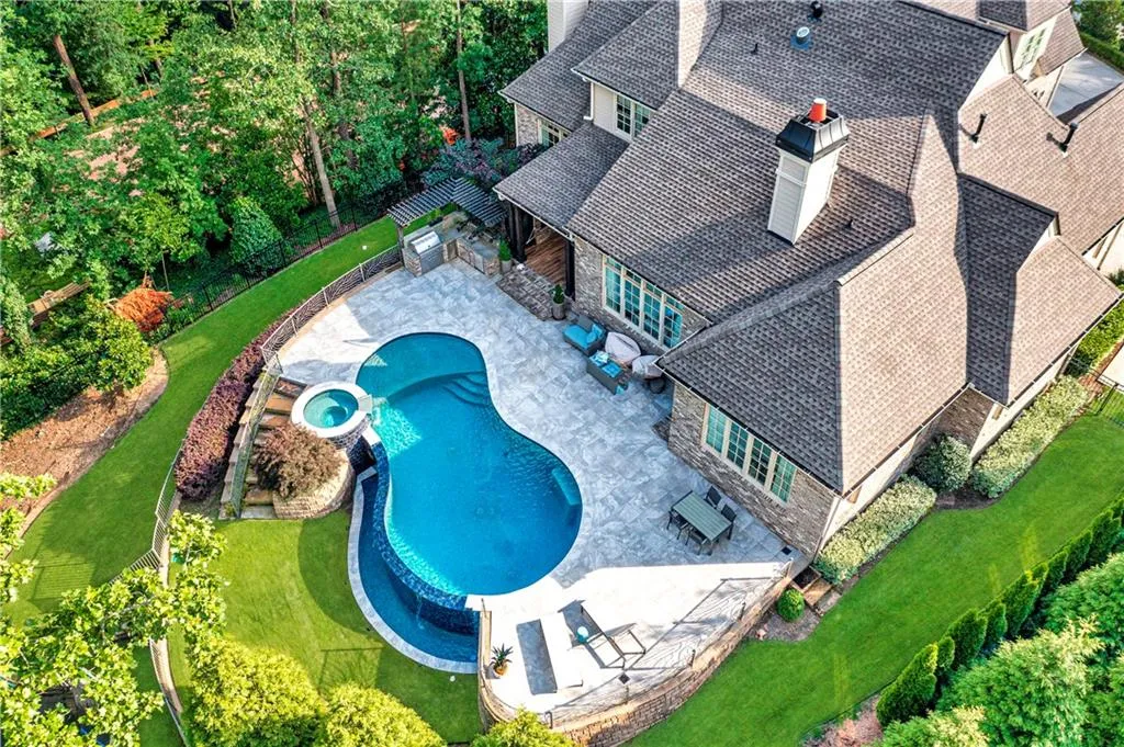 5445 Mount Vernon Parkway, Atlanta, Georgia 30327, 5 Bedrooms Bedrooms, ,5 BathroomsBathrooms,Residential,Sold,5445 Mount Vernon Parkway,6908163