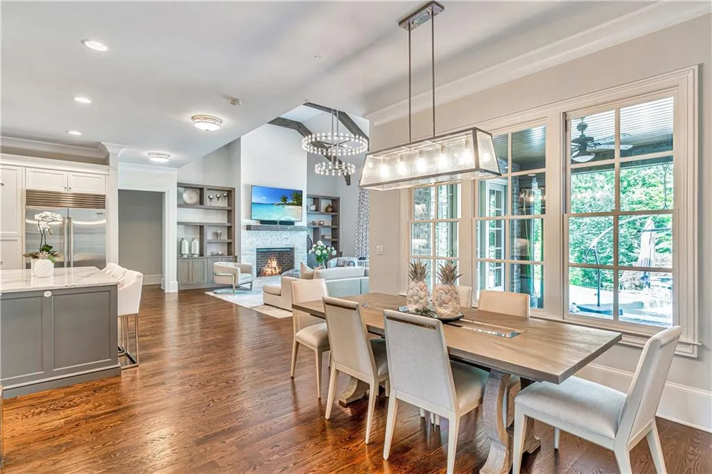 5445 Mount Vernon Parkway, Atlanta, Georgia 30327, 5 Bedrooms Bedrooms, ,5 BathroomsBathrooms,Residential,Sold,5445 Mount Vernon Parkway,6908163