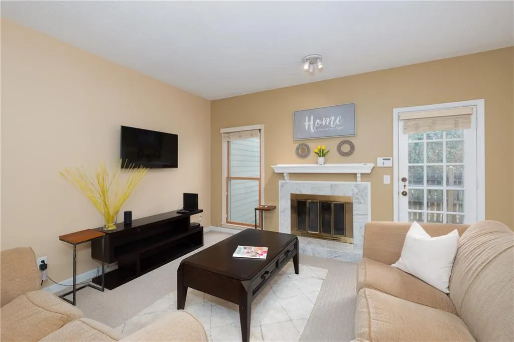 604 Brandywine Circle, Atlanta, Georgia 30350, 3 Bedrooms Bedrooms, ,2 BathroomsBathrooms,Residential,Sold,604 Brandywine Circle,7126200