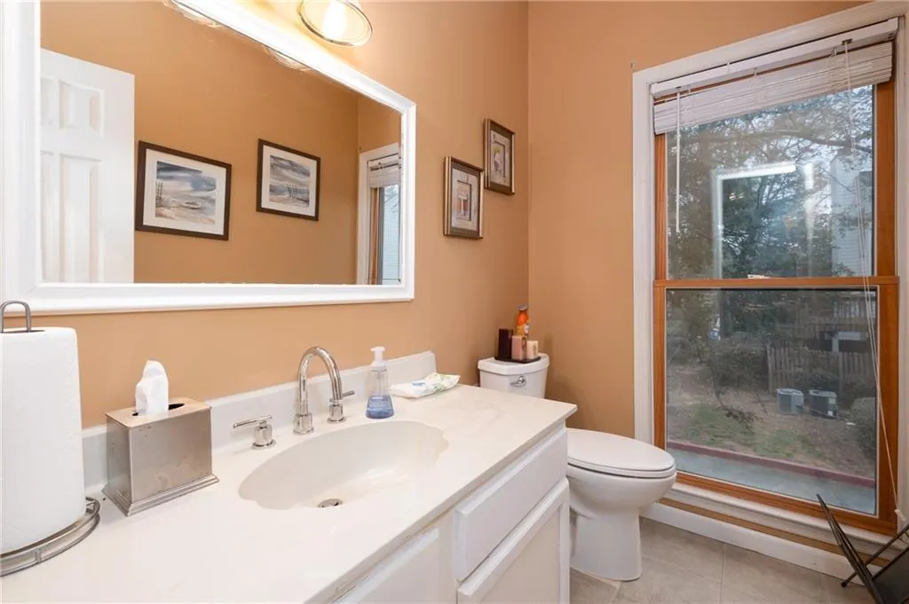 604 Brandywine Circle, Atlanta, Georgia 30350, 3 Bedrooms Bedrooms, ,2 BathroomsBathrooms,Residential,Sold,604 Brandywine Circle,7126200