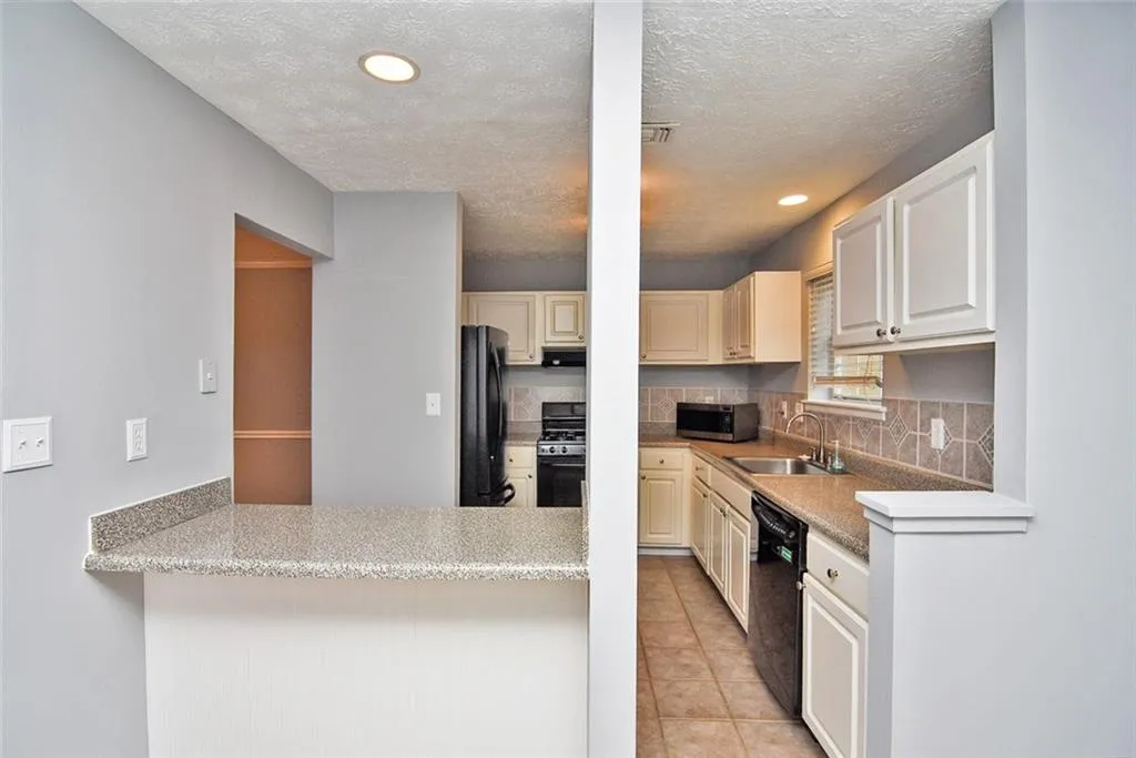 6802 Glenridge Drive Unit A, Sandy Springs, Georgia 30328, 2 Bedrooms Bedrooms, ,2 BathroomsBathrooms,Residential,Sold,6802 Glenridge Drive Unit A,6666483 6802 Glenridge Drive Unit A, Sandy Springs, Georgia 30328, 2 Bedrooms Bedrooms, ,2 BathroomsBathrooms,Residential,Sold,6802 Glenridge Drive Unit A,6666483