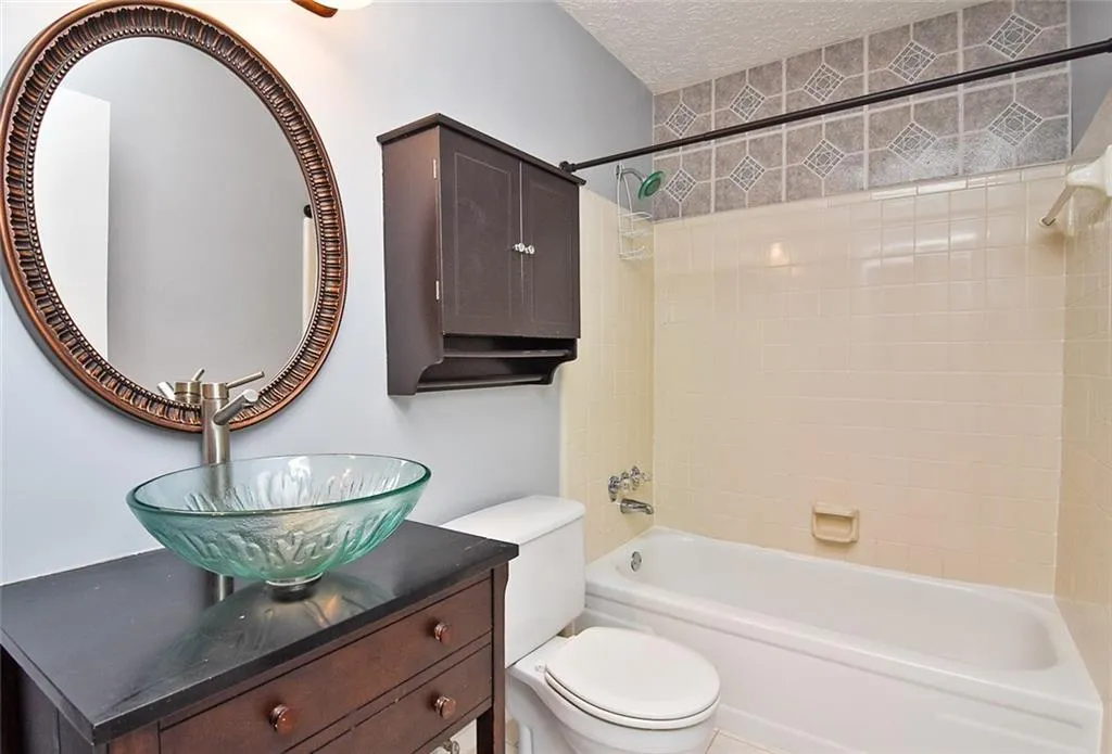 6802 Glenridge Drive Unit A, Sandy Springs, Georgia 30328, 2 Bedrooms Bedrooms, ,2 BathroomsBathrooms,Residential,Sold,6802 Glenridge Drive Unit A,6666483 6802 Glenridge Drive Unit A, Sandy Springs, Georgia 30328, 2 Bedrooms Bedrooms, ,2 BathroomsBathrooms,Residential,Sold,6802 Glenridge Drive Unit A,6666483