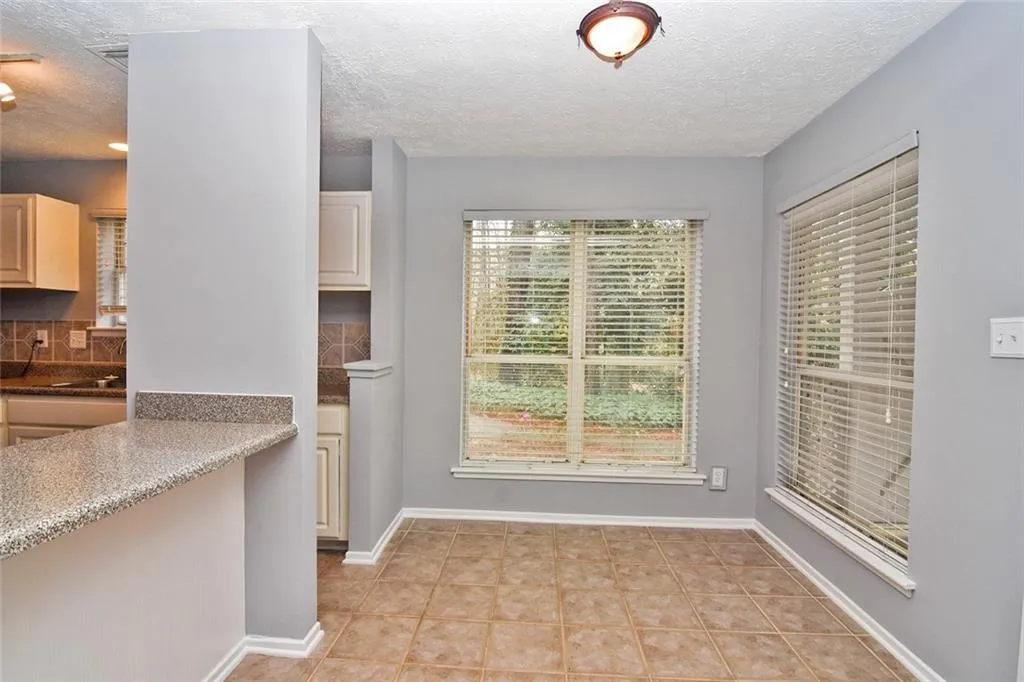 6802 Glenridge Drive Unit A, Sandy Springs, Georgia 30328, 2 Bedrooms Bedrooms, ,2 BathroomsBathrooms,Residential,Sold,6802 Glenridge Drive Unit A,6666483 6802 Glenridge Drive Unit A, Sandy Springs, Georgia 30328, 2 Bedrooms Bedrooms, ,2 BathroomsBathrooms,Residential,Sold,6802 Glenridge Drive Unit A,6666483