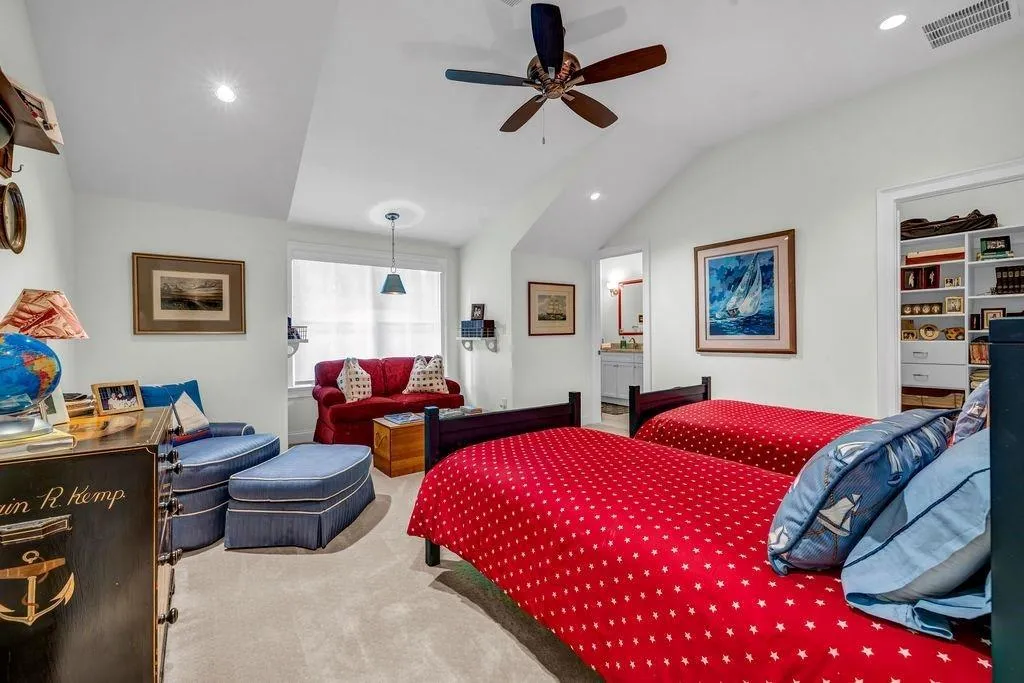 4584 Meadow Valley Drive, Sandy Springs, Georgia 30342, 6 Bedrooms Bedrooms, ,6 BathroomsBathrooms,Residential,For Sale,4584 Meadow Valley Drive,7721231