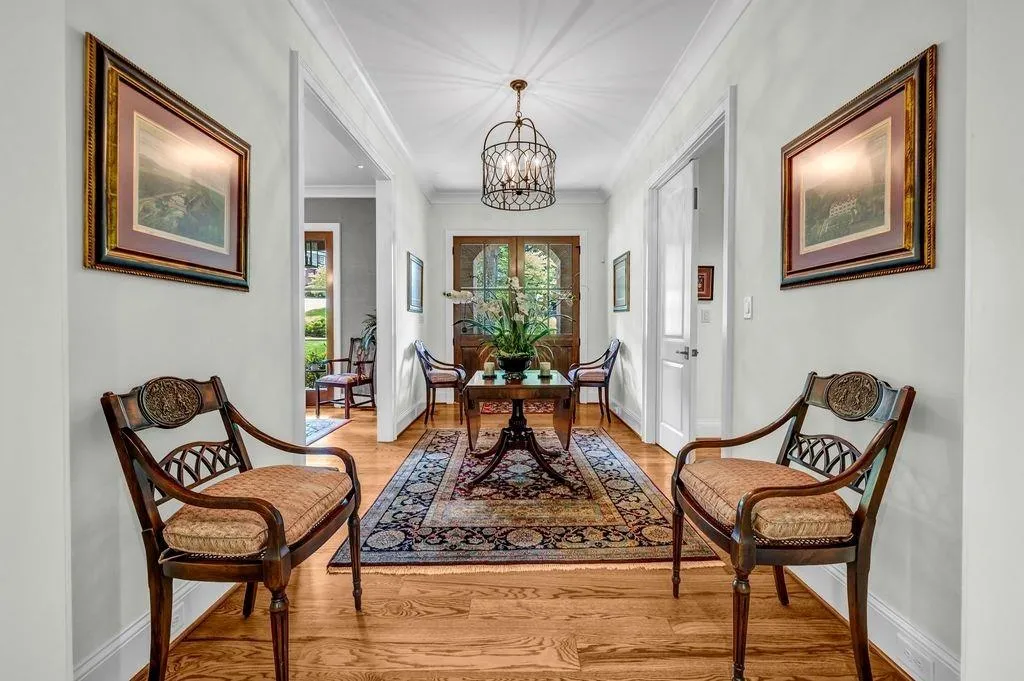 4584 Meadow Valley Drive, Sandy Springs, Georgia 30342, 6 Bedrooms Bedrooms, ,6 BathroomsBathrooms,Residential,For Sale,4584 Meadow Valley Drive,7721231