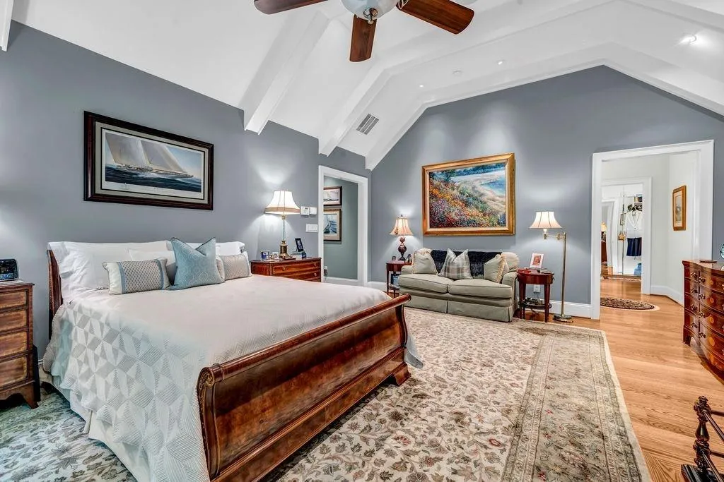 4584 Meadow Valley Drive, Sandy Springs, Georgia 30342, 6 Bedrooms Bedrooms, ,6 BathroomsBathrooms,Residential,For Sale,4584 Meadow Valley Drive,7721231