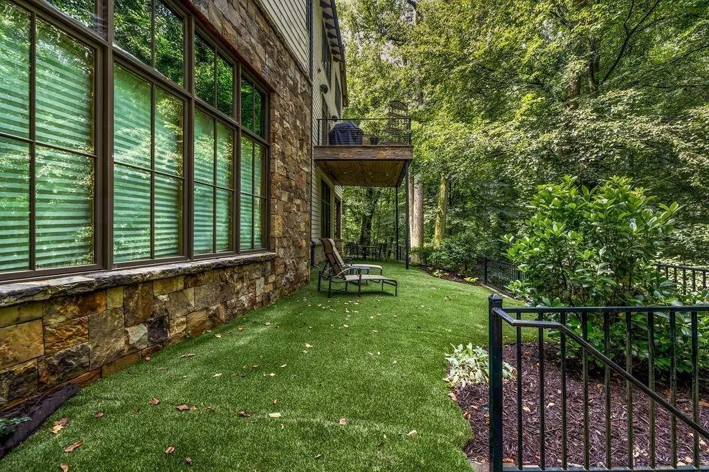 4584 Meadow Valley Drive, Sandy Springs, Georgia 30342, 6 Bedrooms Bedrooms, ,6 BathroomsBathrooms,Residential,For Sale,4584 Meadow Valley Drive,7721231