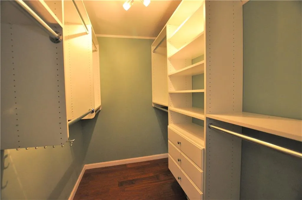 6851 Roswell Road Unit D10, Sandy Springs, Georgia 30328, 3 Bedrooms Bedrooms, ,2 BathroomsBathrooms,Residential,Sold,6851 Roswell Road Unit D10,7104039 6851 Roswell Road Unit D10, Sandy Springs, Georgia 30328, 3 Bedrooms Bedrooms, ,2 BathroomsBathrooms,Residential,Sold,6851 Roswell Road Unit D10,7104039