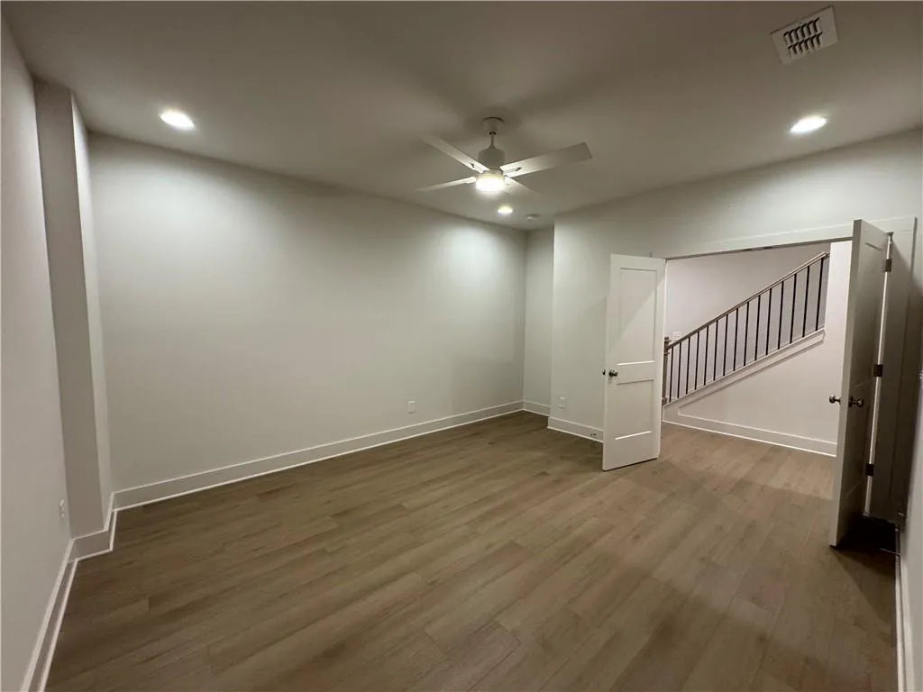 Oversized basement bonus room on the lower level