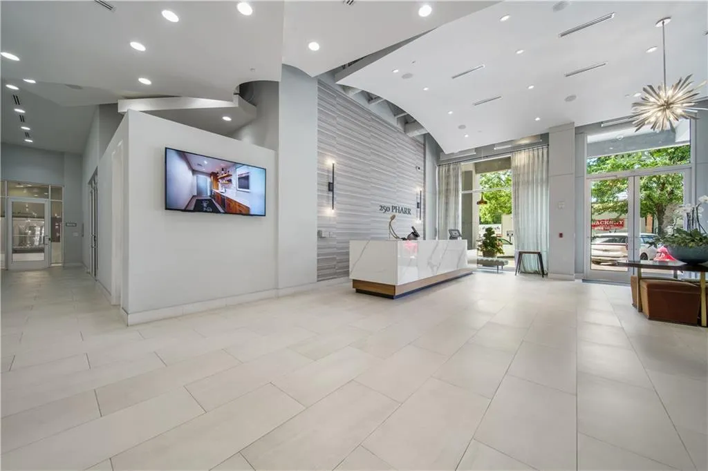 250 Pharr Road Ne Unit 412, Atlanta, Georgia 30305, 1 Bedroom Bedrooms, 0 ,1 BathroomBathrooms,Residential,For Sale,250 Pharr Road Ne Unit 412,7806367