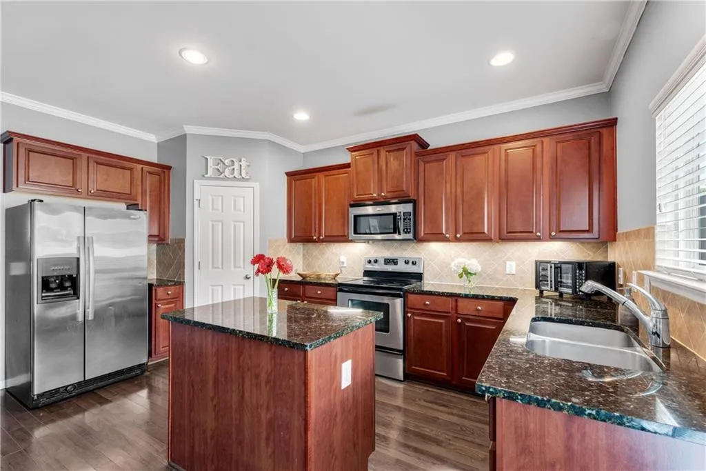 3039 Liberty Way, Atlanta, Georgia 30318, 3 Bedrooms Bedrooms, ,3 BathroomsBathrooms,Residential,For Sale,3039 Liberty Way,7611537