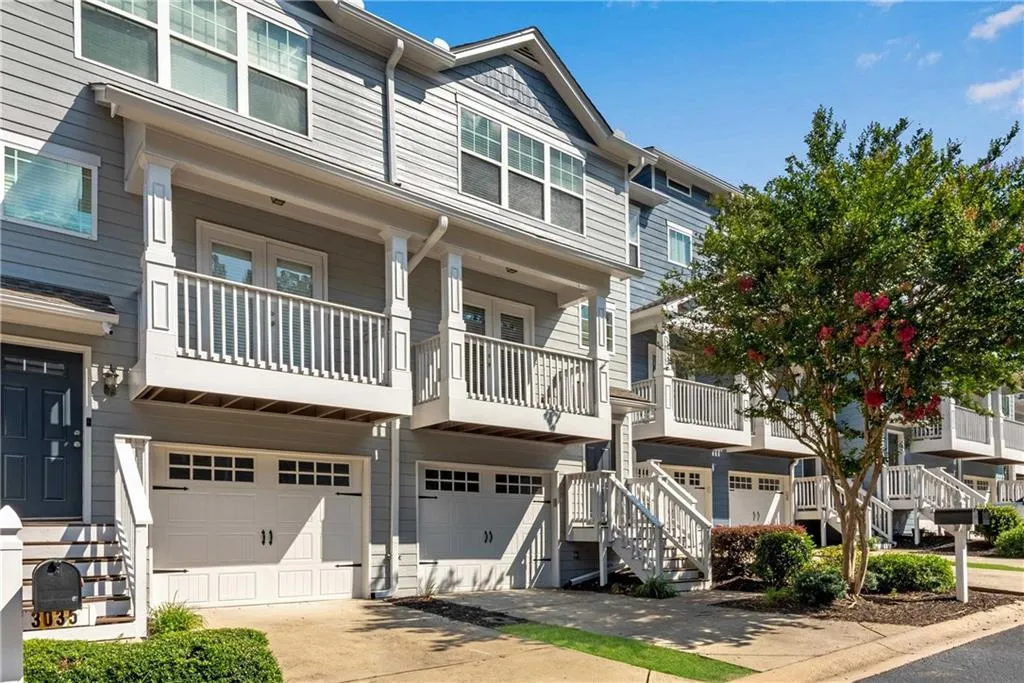 3039 Liberty Way, Atlanta, Georgia 30318, 3 Bedrooms Bedrooms, ,3 BathroomsBathrooms,Residential,For Sale,3039 Liberty Way,7611537