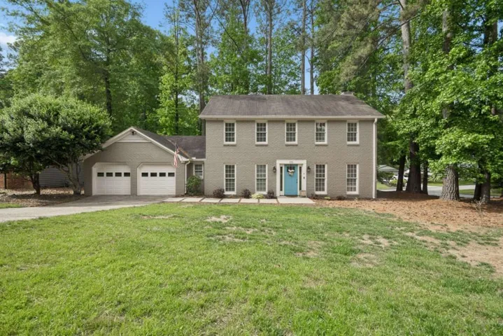 105 Sweetwood Way, Roswell, Georgia 30076