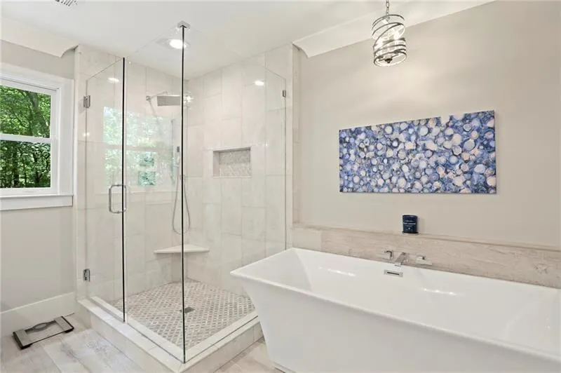 895 Edgewater Drive, Atlanta, Georgia 30328, 6 Bedrooms Bedrooms, ,4 BathroomsBathrooms,Residential,Sold,895 Edgewater Drive,6758715