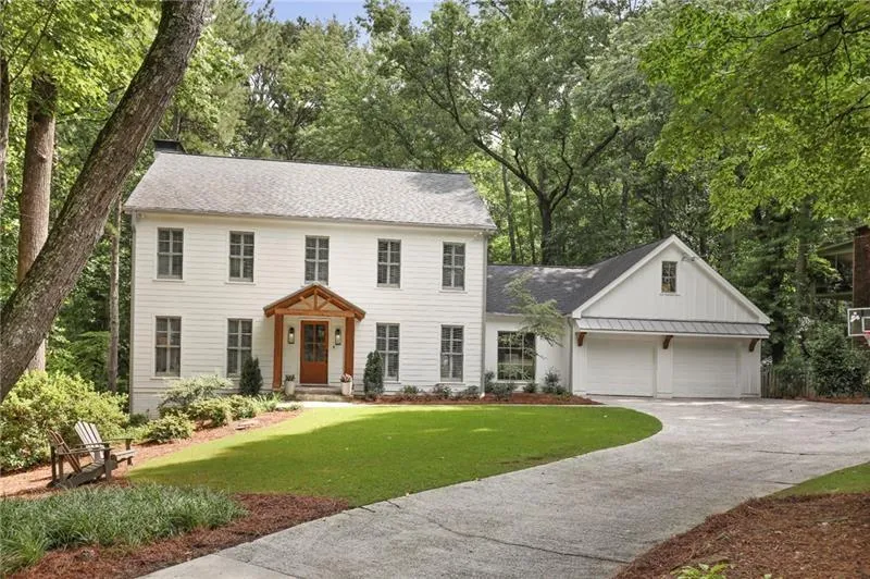 895 Edgewater Drive, Atlanta, Georgia 30328, 6 Bedrooms Bedrooms, ,4 BathroomsBathrooms,Residential,Sold,895 Edgewater Drive,6758715