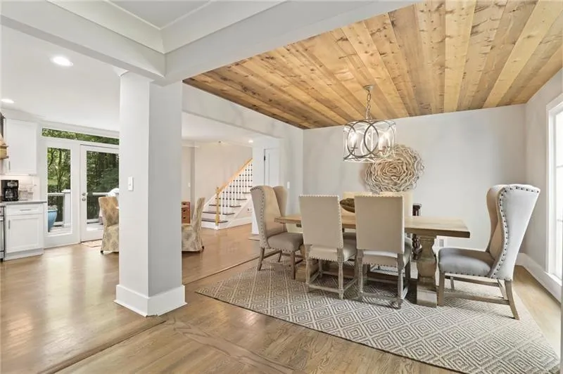 895 Edgewater Drive, Atlanta, Georgia 30328, 6 Bedrooms Bedrooms, ,4 BathroomsBathrooms,Residential,Sold,895 Edgewater Drive,6758715