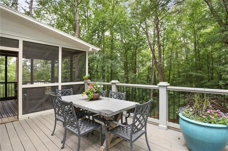 895 Edgewater Drive, Atlanta, Georgia 30328, 6 Bedrooms Bedrooms, ,4 BathroomsBathrooms,Residential,Sold,895 Edgewater Drive,6758715