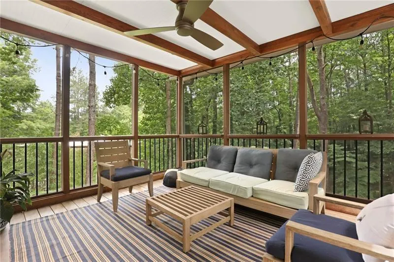 895 Edgewater Drive, Atlanta, Georgia 30328, 6 Bedrooms Bedrooms, ,4 BathroomsBathrooms,Residential,Sold,895 Edgewater Drive,6758715