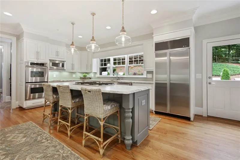 8240 Habersham Waters Road, Sandy Springs, Georgia 30350, 5 Bedrooms Bedrooms, ,6 BathroomsBathrooms,Residential,Sold,8240 Habersham Waters Road,6929048