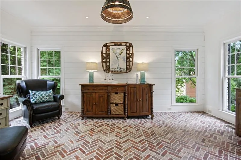 8240 Habersham Waters Road, Sandy Springs, Georgia 30350, 5 Bedrooms Bedrooms, ,6 BathroomsBathrooms,Residential,Sold,8240 Habersham Waters Road,6929048