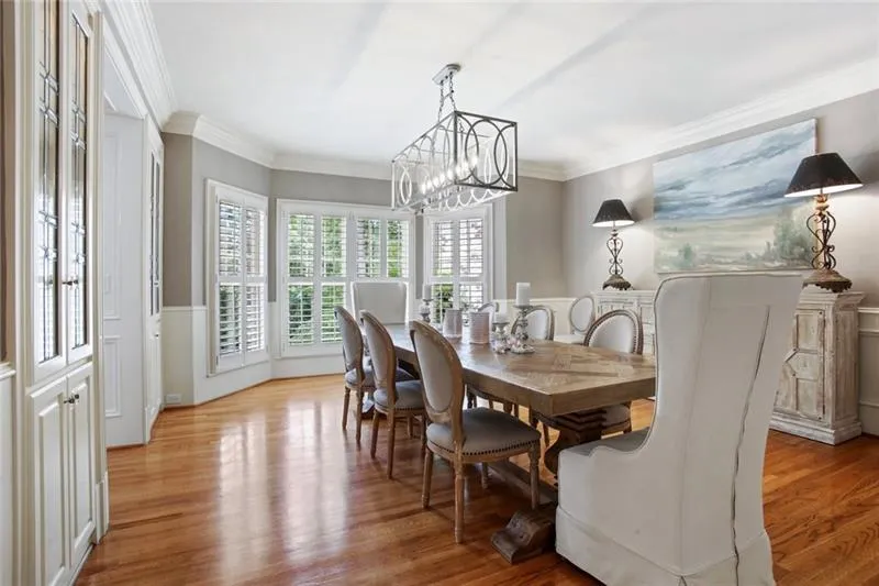 8240 Habersham Waters Road, Sandy Springs, Georgia 30350, 5 Bedrooms Bedrooms, ,6 BathroomsBathrooms,Residential,Sold,8240 Habersham Waters Road,6929048