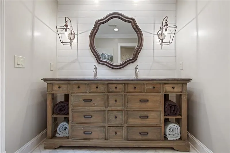 8240 Habersham Waters Road, Sandy Springs, Georgia 30350, 5 Bedrooms Bedrooms, ,6 BathroomsBathrooms,Residential,Sold,8240 Habersham Waters Road,6929048