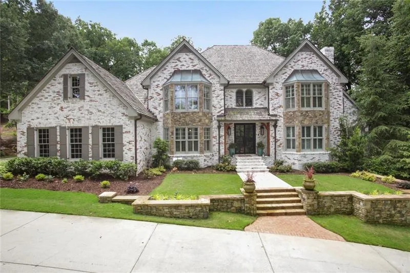 8240 Habersham Waters Road, Sandy Springs, Georgia 30350, 5 Bedrooms Bedrooms, ,6 BathroomsBathrooms,Residential,Sold,8240 Habersham Waters Road,6929048