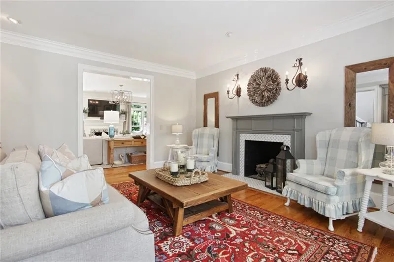 8240 Habersham Waters Road, Sandy Springs, Georgia 30350, 5 Bedrooms Bedrooms, ,6 BathroomsBathrooms,Residential,Sold,8240 Habersham Waters Road,6929048