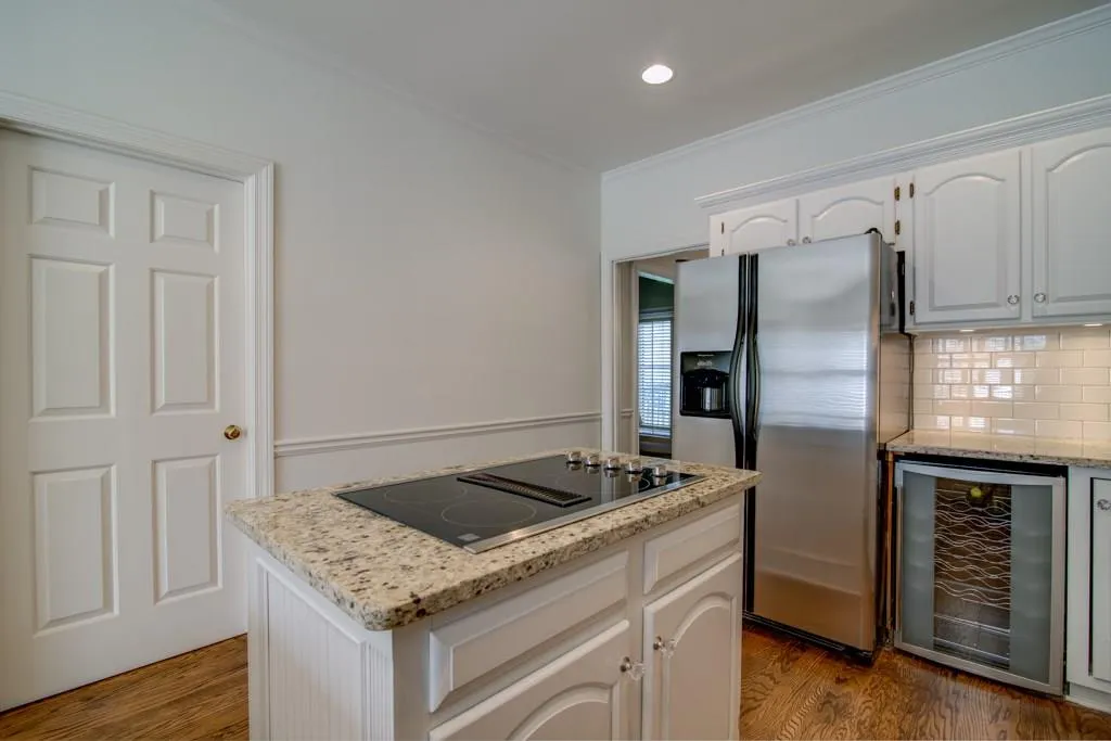 5652 River Oaks Place, Atlanta, Georgia 30327, 3 Bedrooms Bedrooms, ,2 BathroomsBathrooms,Residential,Sold,5652 River Oaks Place,5666796