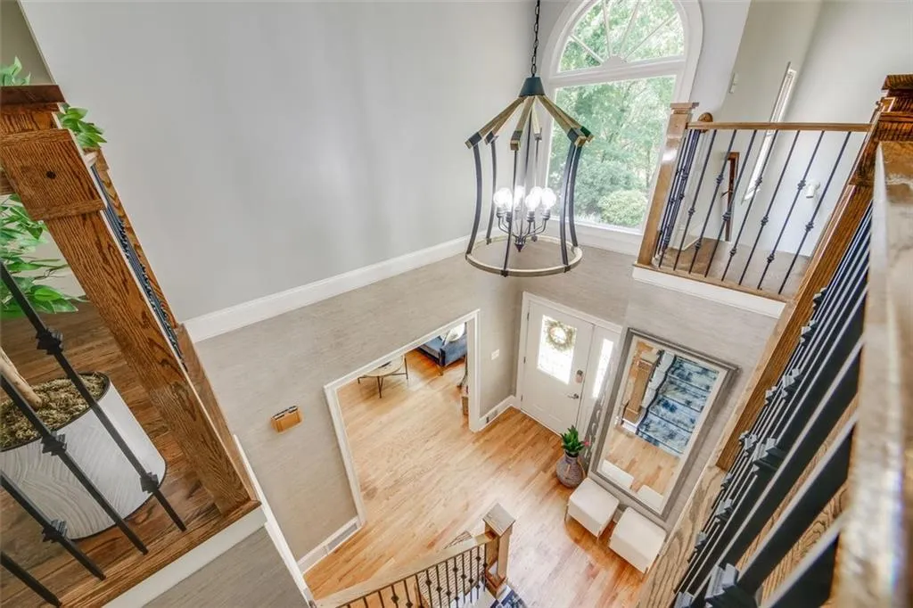 7465 Stoneykirk Close, Sandy Springs, Georgia 30350, 5 Bedrooms Bedrooms, ,4 BathroomsBathrooms,Residential,Sold,7465 Stoneykirk Close,7093179
