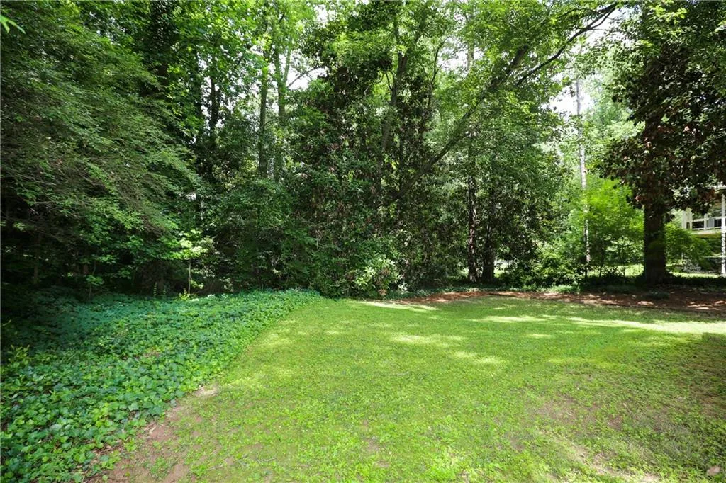 6358 Vernon Woods Drive, Sandy Springs, Georgia 30328, 3 Bedrooms Bedrooms, ,2 BathroomsBathrooms,Residential,Sold,6358 Vernon Woods Drive,6747924